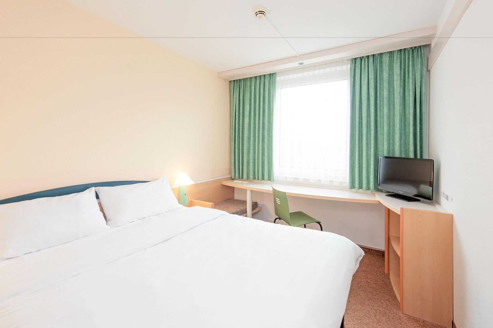 Hotel Ibis Paderborn City Extérieur photo