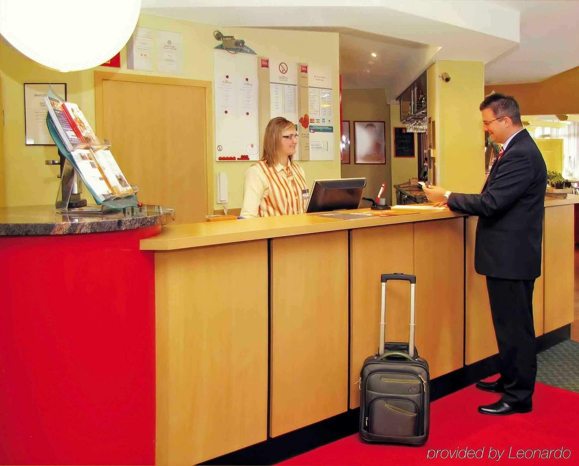 Hotel Ibis Paderborn City Extérieur photo